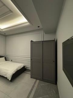 Luxury land studio - 1