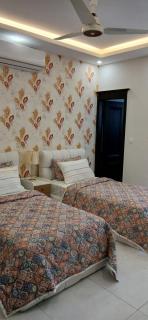 11 Central Apartment G-11 Islamabad - 3
