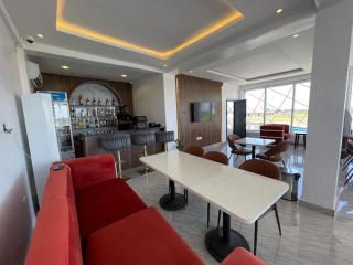 HomeWorth Hotel - Efiran - 7