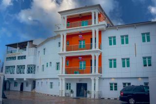 HomeWorth Hotel - Efiran - 6