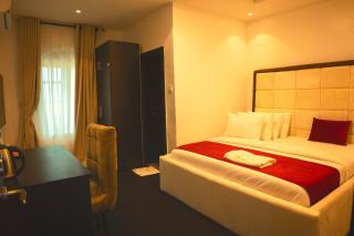 HomeWorth Hotel - Efiran - 5
