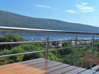 Acacia Hills A7 Apartment - 4