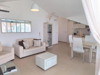 Acacia Hills A7 Apartment - 2