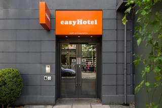 easyHotel Belfast - Belfast - 8