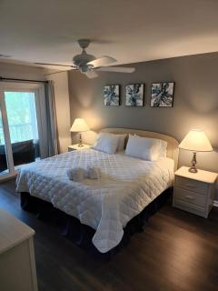 Gorgeous condo at River Oaks golf grounds - Myrtle Beach - 4