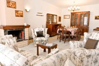Mediterranean Hostel Villa - - 0