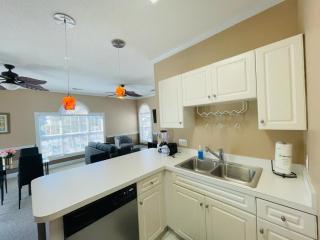 Best Location 1BD condo in the center of MB pool - Myrtle Beach - 6