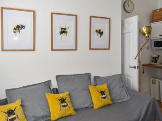 Trinity Bee - Ventnor - 8