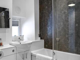 Doodles Holiday Home - 1