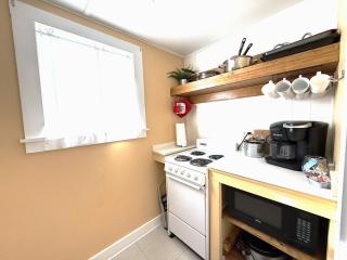 Cottage 8-9 - Stand Alone 2 Bedroom / 2 Bath - Wolfeboro - 7