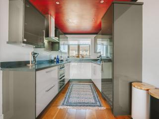 Crescent House - Haverfordwest - 4