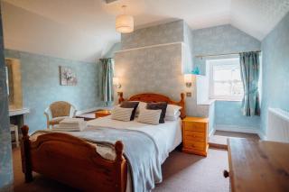 The Manor House - Uk6741 - Lydstep - 1