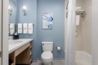 Holiday Inn Resort Pensacola Beach Gulf Front by IHG - 1