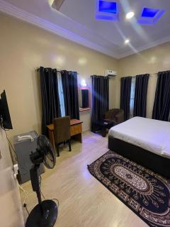 De Ross Hotel & Suite - Mama - 5