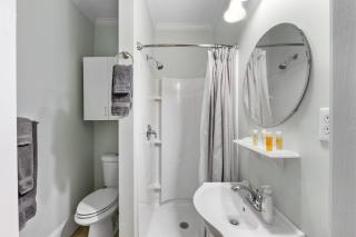 Lovely 2BR near Uptown Charlotte - 5