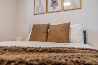 Mountain View Hideaway - BBQ, Beach Access - 1