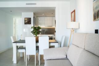 Apartamento de 3 dormitorios, piscina y parking - 6