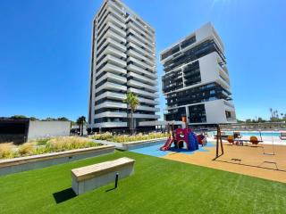 Apartamento de 3 dormitorios, piscina y parking - 0
