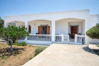 Debbie's Holiday Home with sunset - Lakkíon - 0
