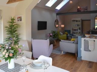 Stabl - Cross Inn - 6