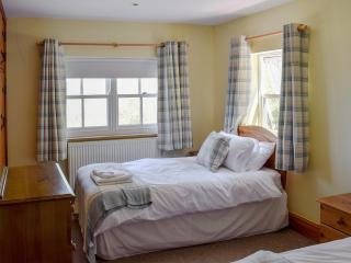 Captains Cottage - E3643 - Whitby - 3