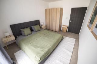 Modern Apartment in Prešov - Steps from DownTown & Parking - Prešov - 3