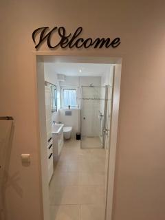 Stielvolle Etagenwohnung in bester Lage - 2