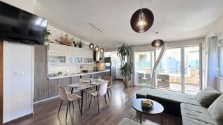 Apartment LIV - private parking and terrace - 9