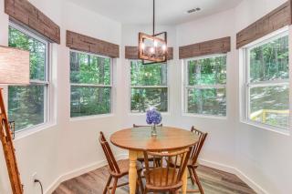 Golf Access and Furnished Deck Cabin in Clayton - Clayton - 6