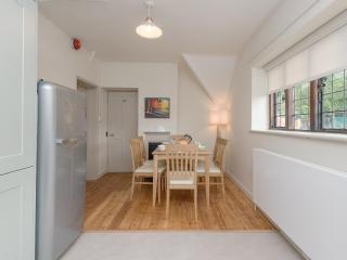 Stable Yard Cottage - Selborne - 7