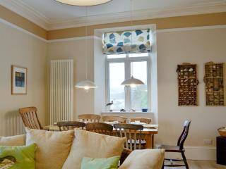 Nevadd - Uk12303 - Menai Bridge - 4