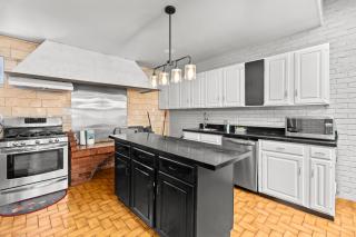 Beautiful home, a few minutes to the waterfall and attractions - Niagara Falls - 2