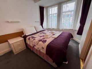 OYO Delton Hotel Blackpool Pleasure Beach - Blackpool - 6