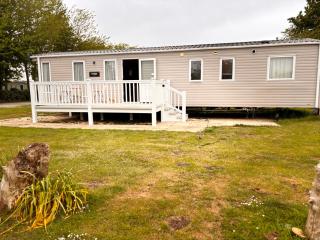 Sunset Retreat - Humberston - 4