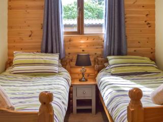 Herons Log Cabin - Rosebush - 3