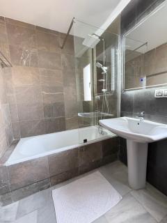 Superbe appartement 3 chambres front de mer - Oulad Akkou - 5