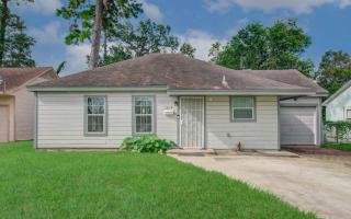 Charming Ranch Steps to UH | Fire Pit | Big Yard - Houston - 8