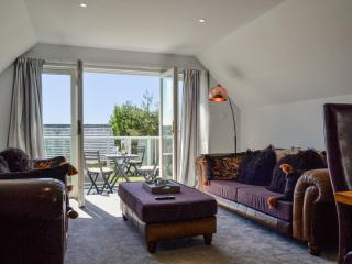 Queens View Lodge - Inchmarlo - 2