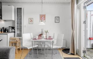 Cozy Apartment In Aakirkeby With Wifi - Åkirkeby - 5