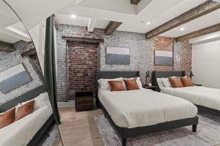 SLEEP 4 - Old City Philly - NEW Townhouse - 1