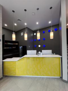 GLō Best Western Bronx NYC - Bronx - 9