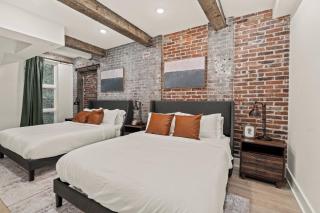 SLEEP 4 - Old City Philly - NEW Townhouse - 8
