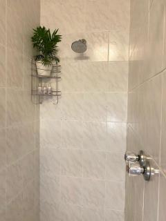Berg Escape Kiepersol - Spacious Luxury Family Home - Winterton - 2