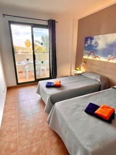 ACOGEDOR APARTAMENTO CON VISTAS PISCINA - Salou - 8