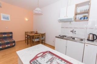 Ferienwohnung Für Vier Personen Mit Balkon - Trogir - 8