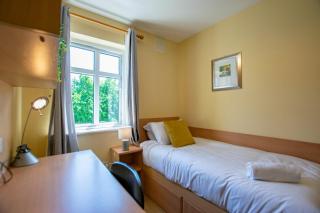 Spacious 5 Bedroom House - Galway - 7