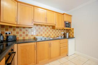 Spacious 5 Bedroom House - Galway - 3