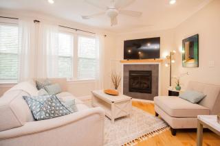 Stylish 2br W Full Kitchen, Laundry & Cen Air - Boston - 9