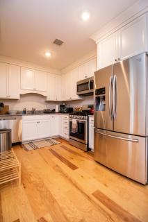 Chic South End 2br Near Neu & Transit - Boston - 8