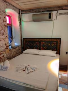 Latibule Adahan Guest House - Ayvalık - 8